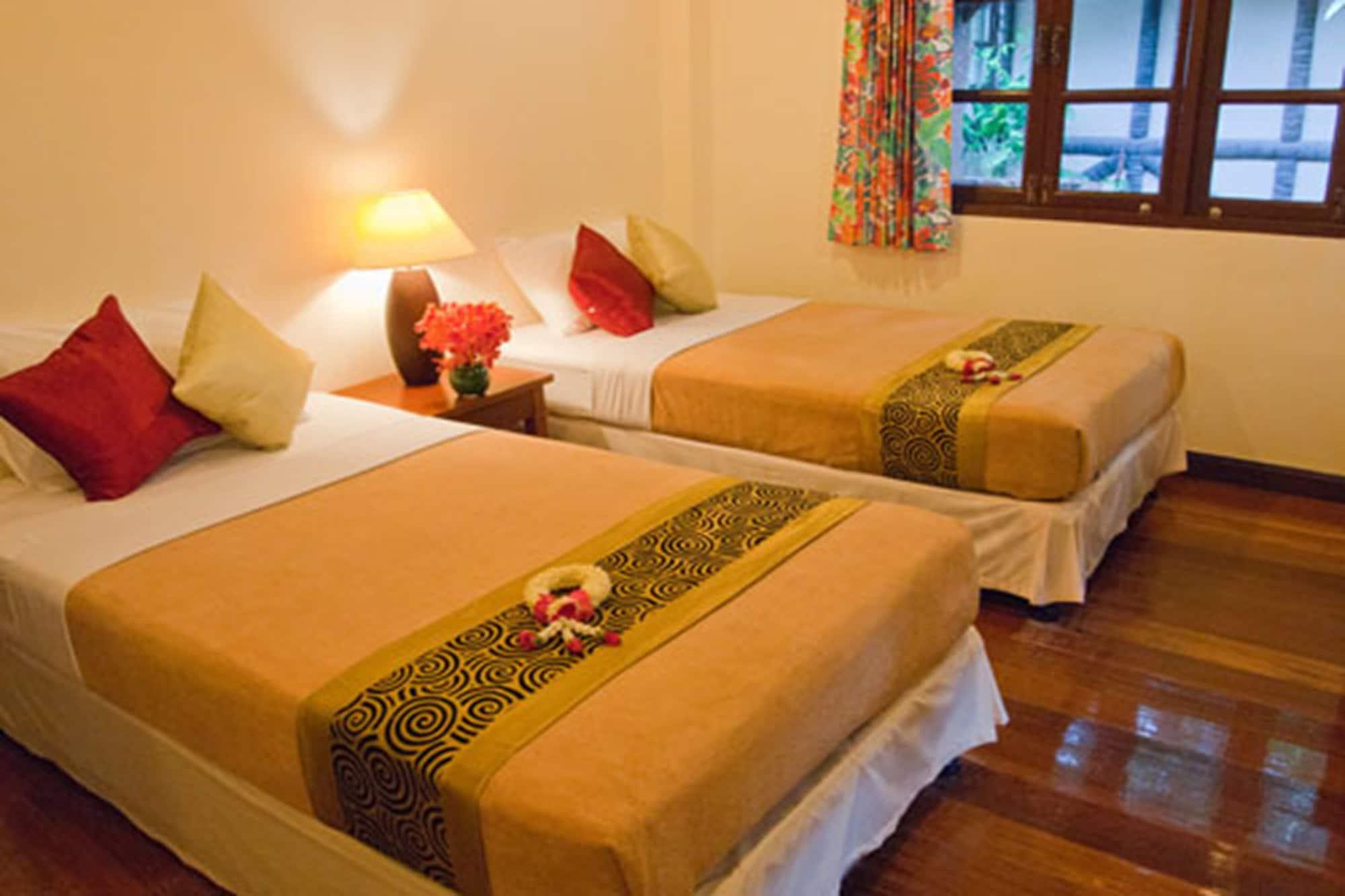 Baan Klang Aow Beach Resort Ban Krut  Exterior foto