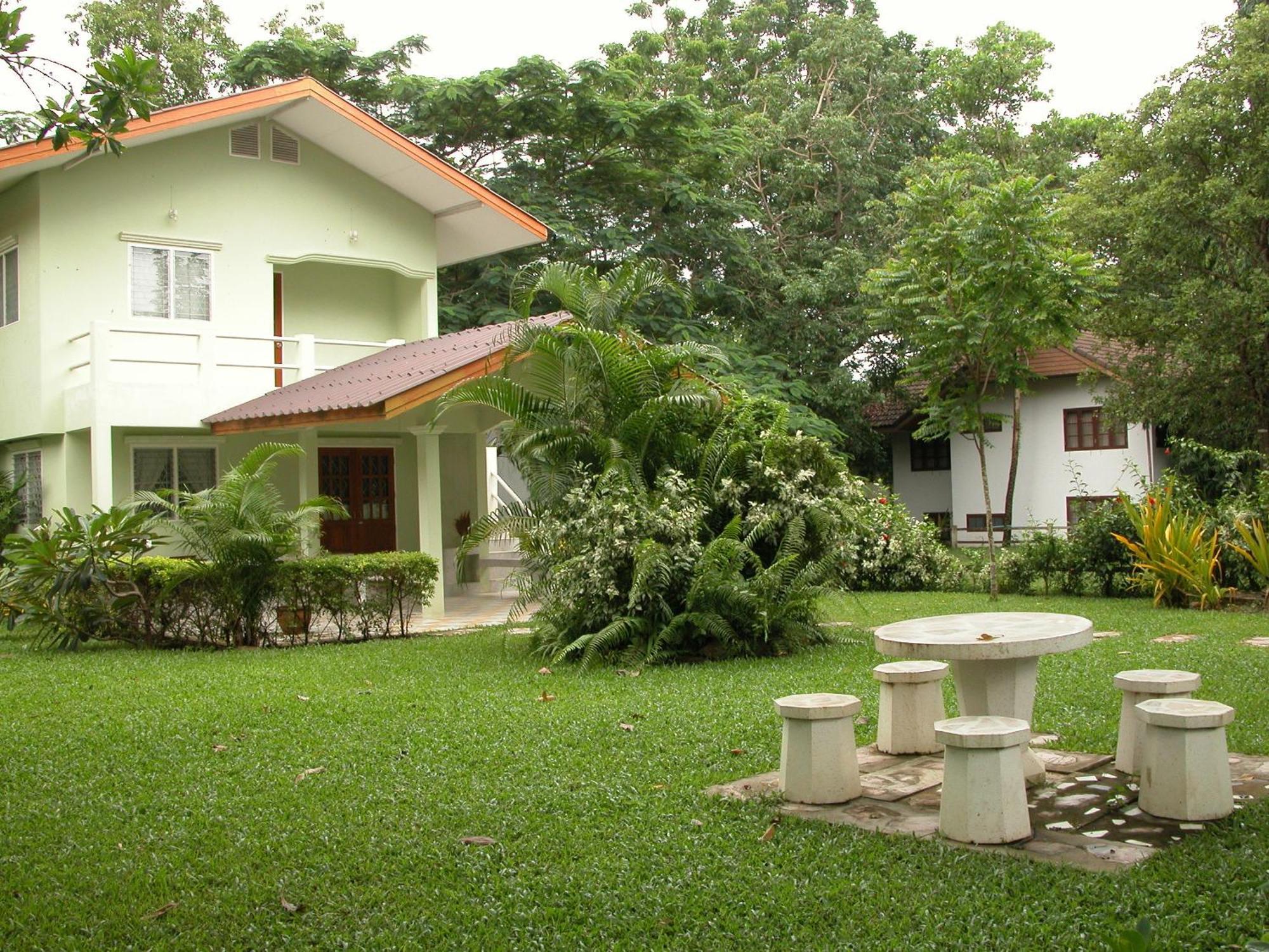 Baan Klang Aow Beach Resort Ban Krut  Exterior foto